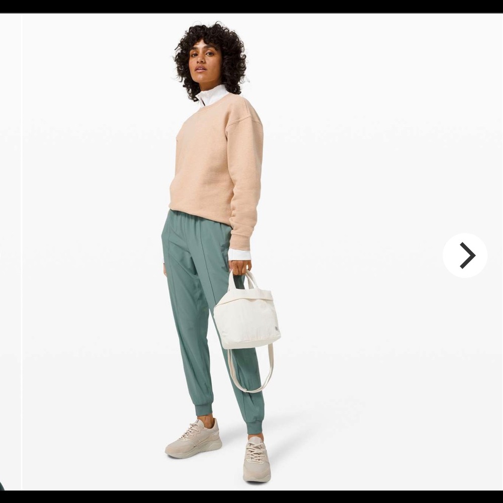 Lululemon wanderer joggers